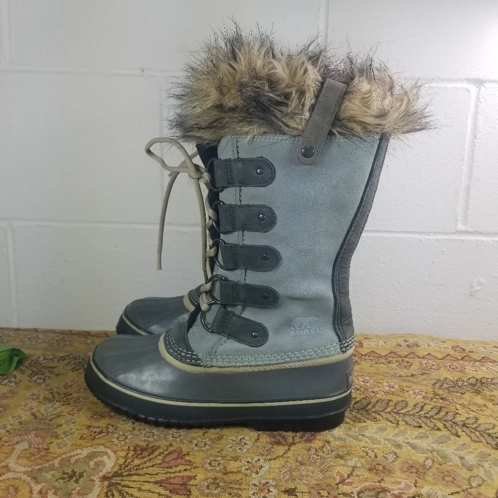 Sorel Joan of Artic blue suede lace up tall boots
